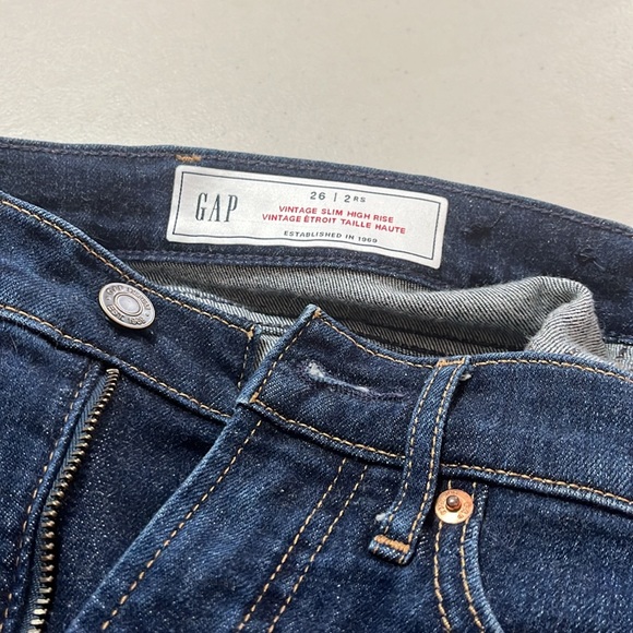 Brand new GAP High Rise Vintage Slim Jeans - Picture 5 of 5